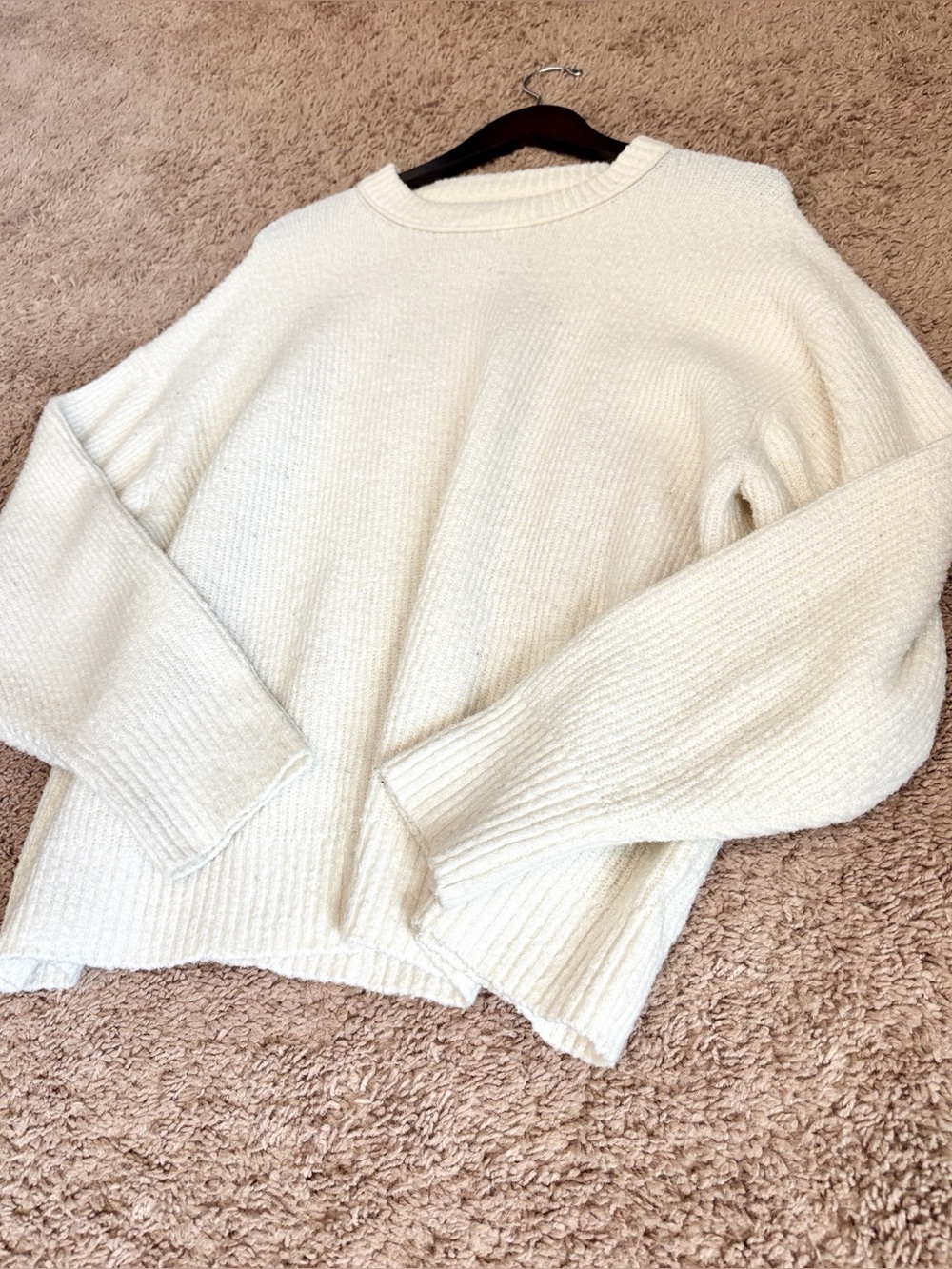 American Eagle Outfitters Cream Crewneck Sweater